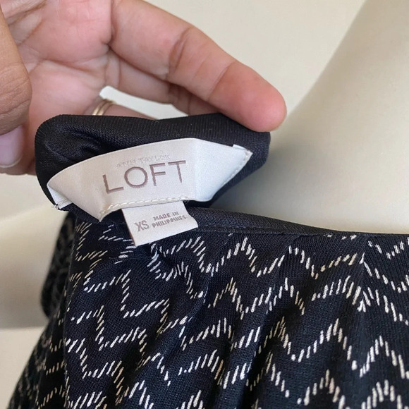 ❤️ Ann Taylor LOFT Womens Dress Sz XSmall Black Beige Chevron Stripes Sleeveless - Picture 5 of 12